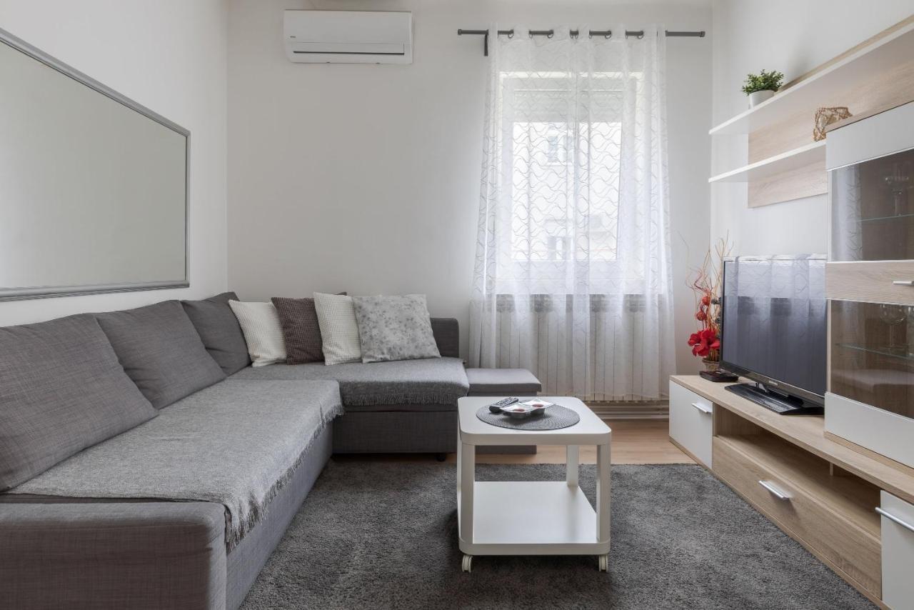 Lisinski Apartment With Private Parking Zagreb Exterior foto